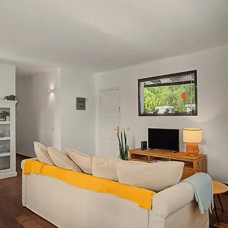 La Casita Ii Tías